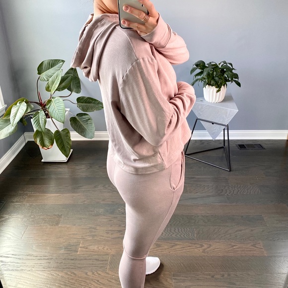 ◾️ARIANNA BLUSH SWEATER - Picture 4 of 6